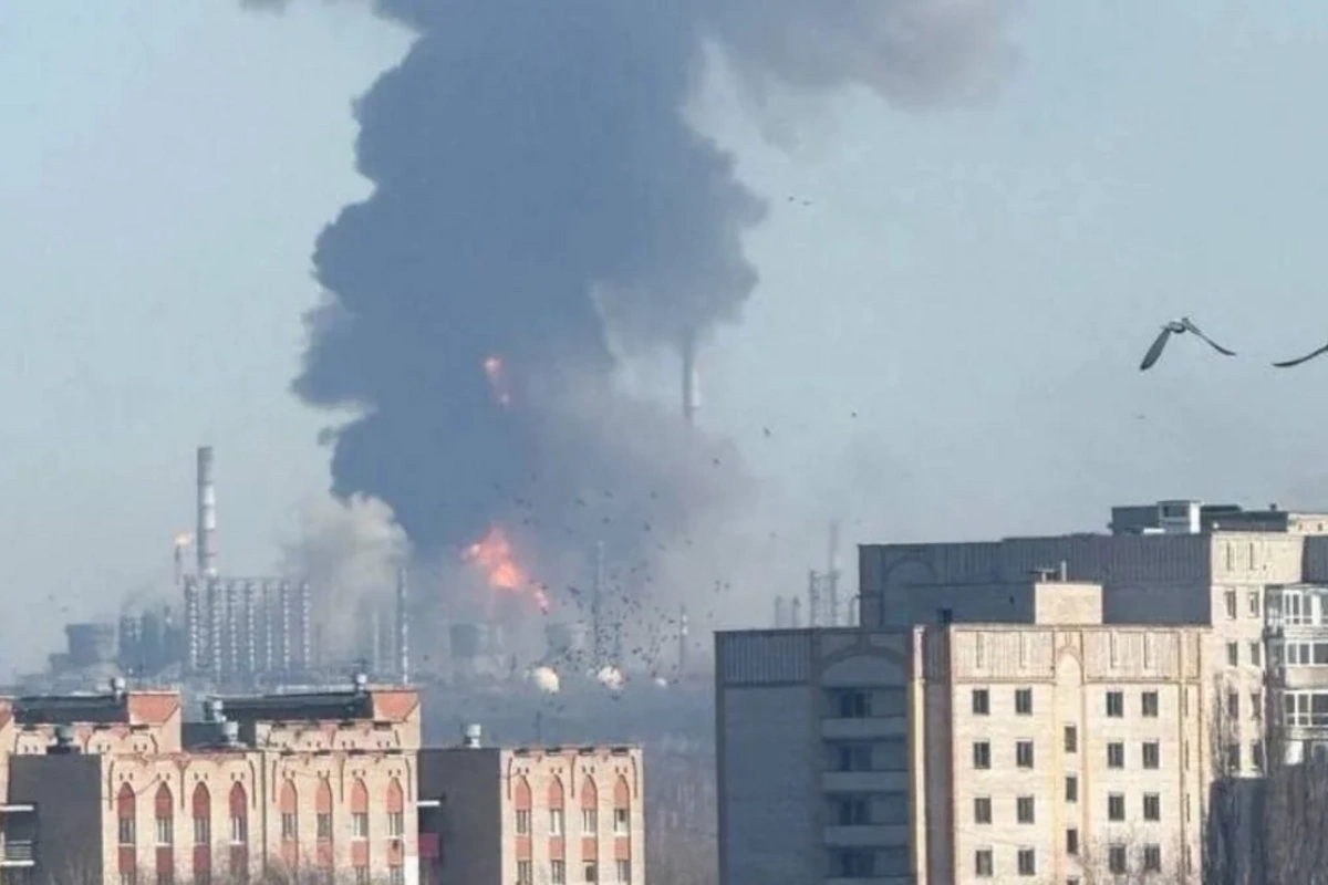 Rusiyada neft-kimya zavodunda partlayış baş verib: Üç ölü, 50-dən çox yaralı var