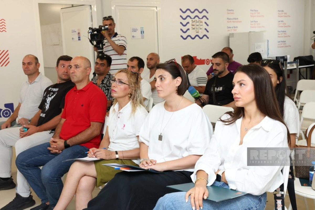 Formula 1: Bakıda keçiriləcək yarışa hazırlıq məqsədi ilə marşallar üçün təlim keçirilib Formula 1: Bakıda keçiriləcək yarışa hazırlıq məqsədi ilə marşallar üçün təlim keçirilib