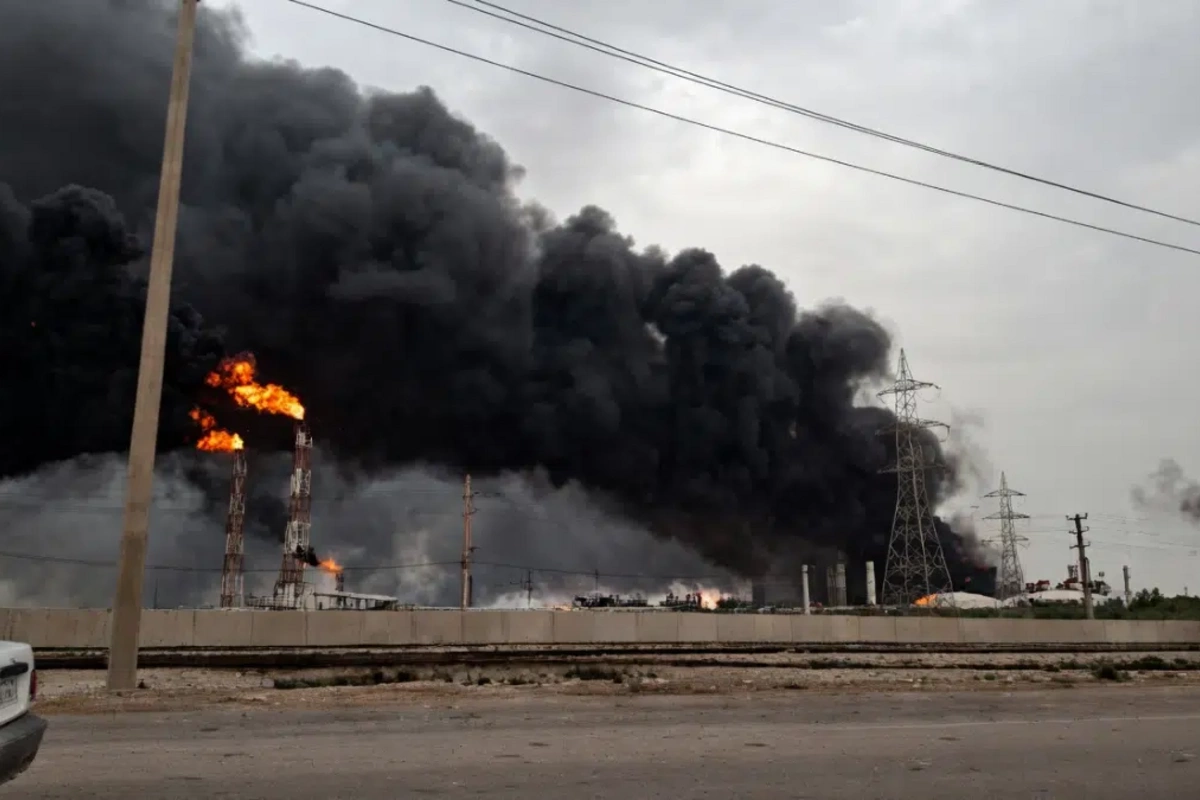 ABŞ və İsrail İranda neft-kimya şirkətlərinə zərbələr endiriblər, ölənlər var