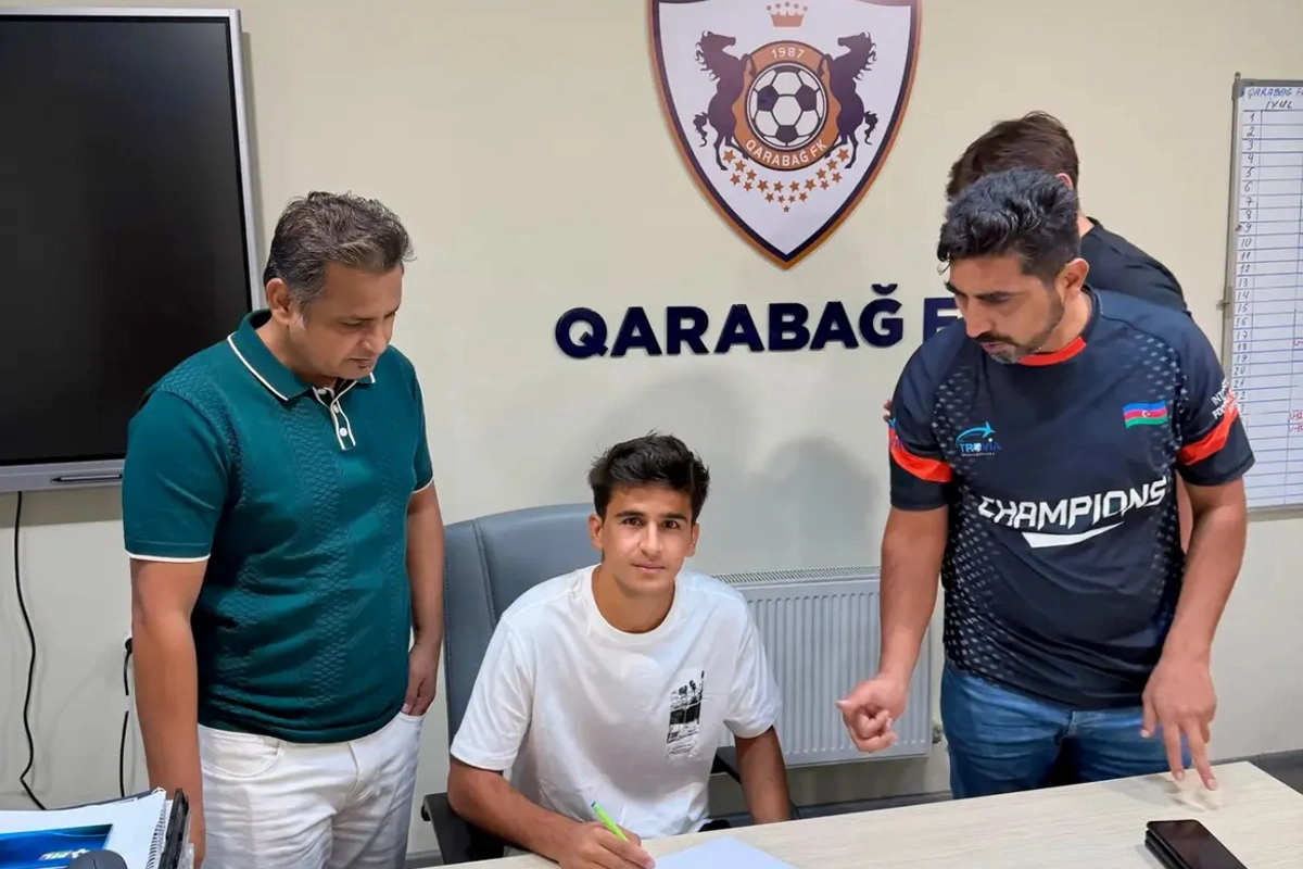 Qarabağ Pakistan millisinin kapitanını transfer etdi