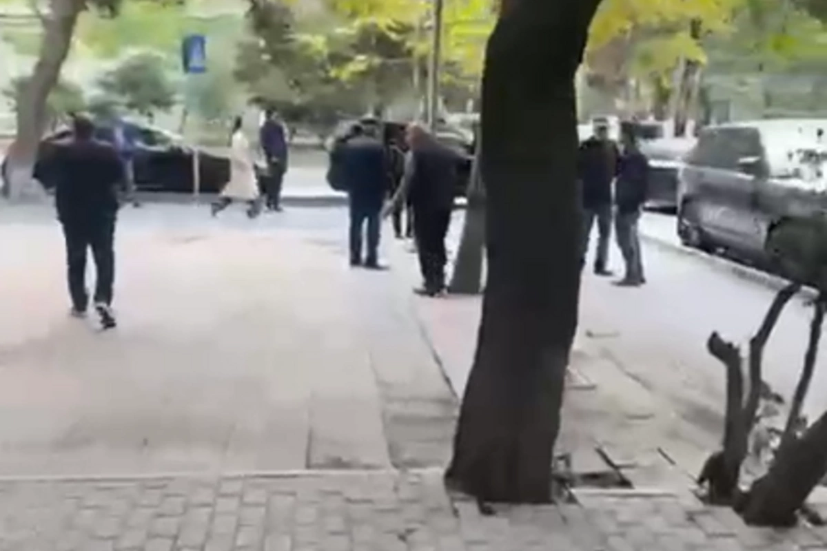 In Baku, a section of road that was turned into a parking area by restaurants has been cleared