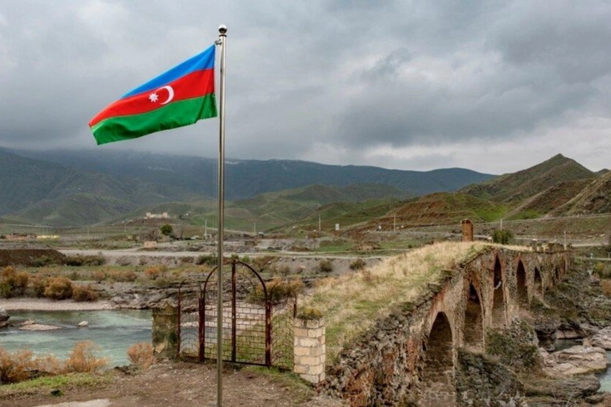 Quru sərhədlər niyə bağlıdır? - Geosiyasi təlatümlərə qarşı strateji qərar Quru sərhədlər niyə bağlıdır? - Geosiyasi təlatümlərə qarşı strateji qərar