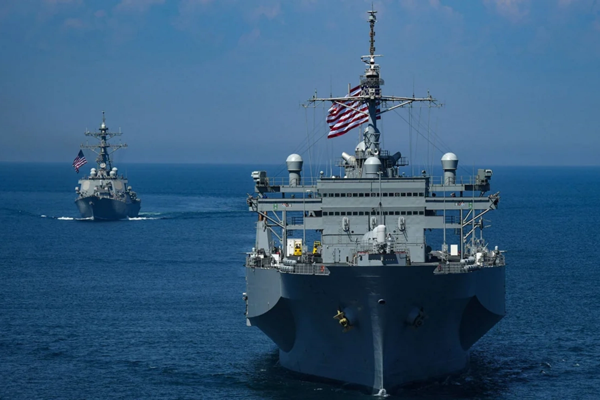 СМИ: США готовят глобальную операцию по захвату связанных с Ираном судов