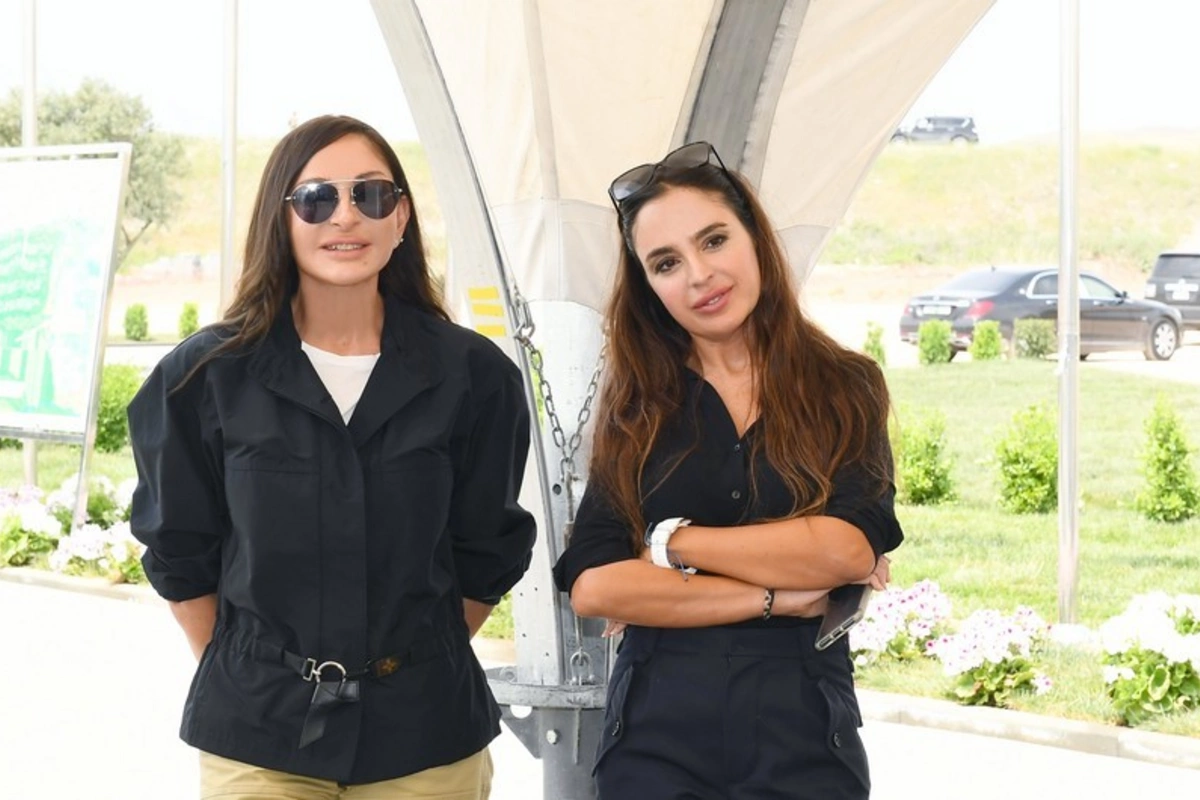 Leyla Əliyeva Mehriban Əliyevanın doğum günü münasibətilə paylaşım edib Leyla Əliyeva Mehriban Əliyevanın doğum günü münasibətilə paylaşım edib