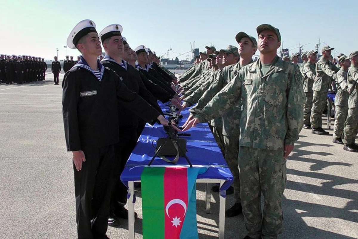 Azərbaycan Ordusunda andiçmə mərasimləri keçirilib Azərbaycan Ordusunda andiçmə mərasimləri keçirilib