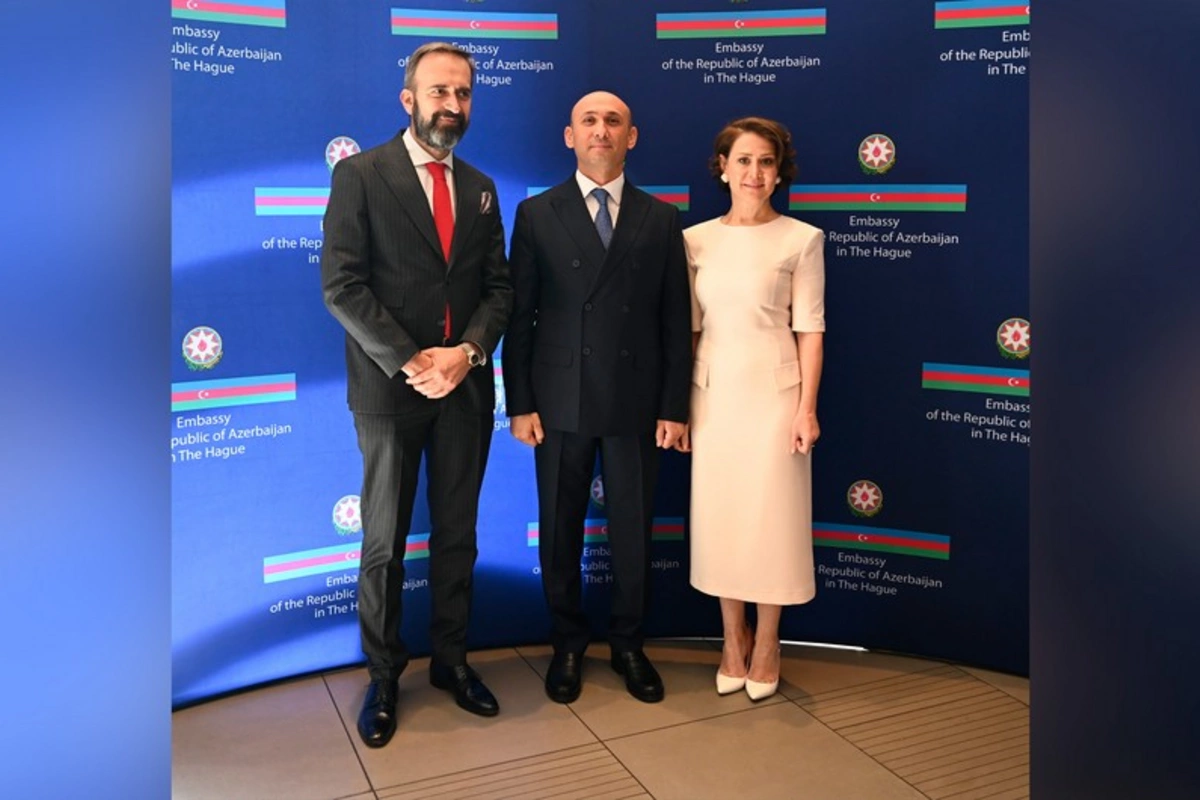 Niderland XİN-in idarə rəisi Azərbaycanı təbrik edib Niderland XİN-in idarə rəisi Azərbaycanı təbrik edib