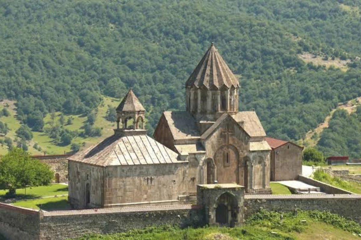 Şəbnəm Həsənova: Qarabağın Alban-xristian irsi Azərbaycanın tarixi-mədəni irsinin mühüm komponentidir