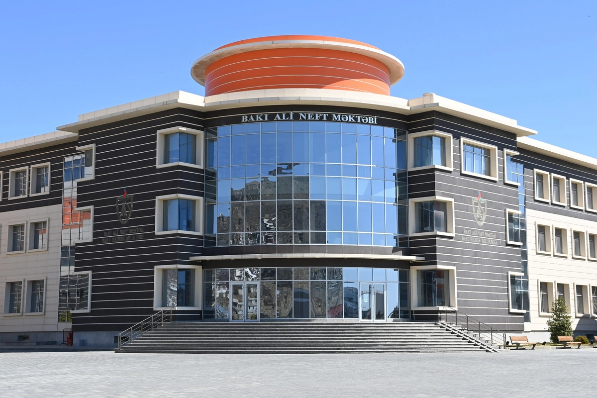 Bakı Ali Neft Məktəbinin 34 məzunu xarici təhsil Dövlət Proqramına qəbul olunub