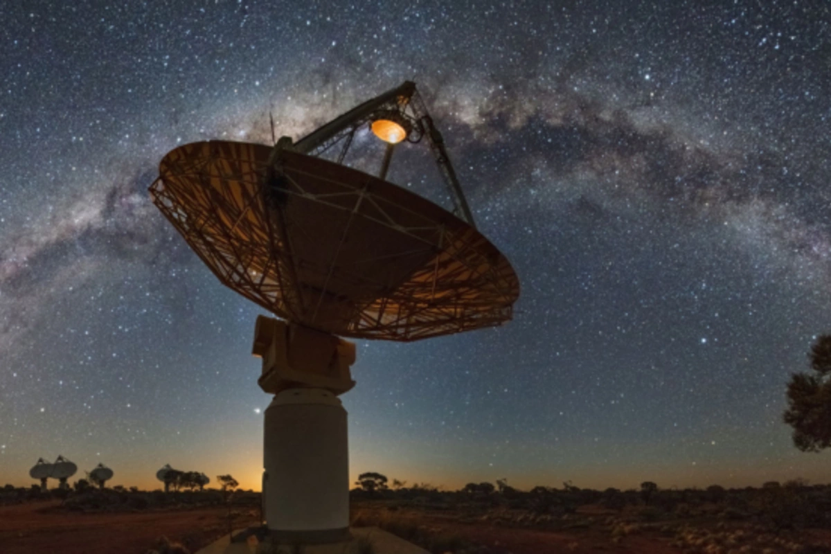 Astronomers have recorded a mysterious signal from space that repeats every 44 minutes Astronomers have recorded a mysterious signal from space that repeats every 44 minutes