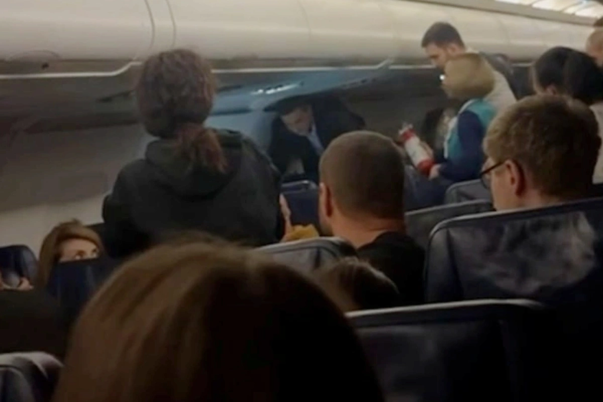 Moskva-İrəvan aviareysində yanğın baş verdi