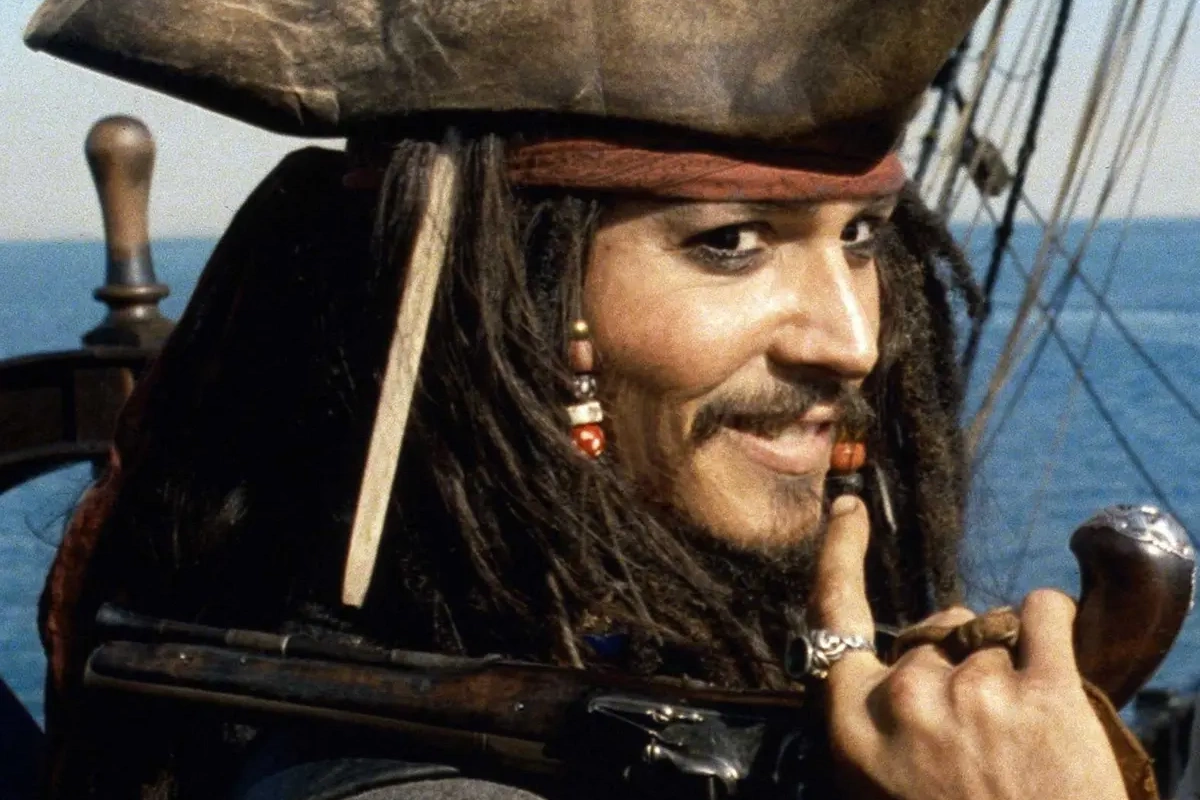 Karib Dənizinin Quldurları 6 gəlir - Conni Depp isə bu dəfə...