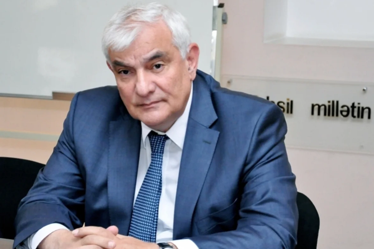Kamal Abdulla niyə qadın evdə otursa, daha yaxşıdır dedi?