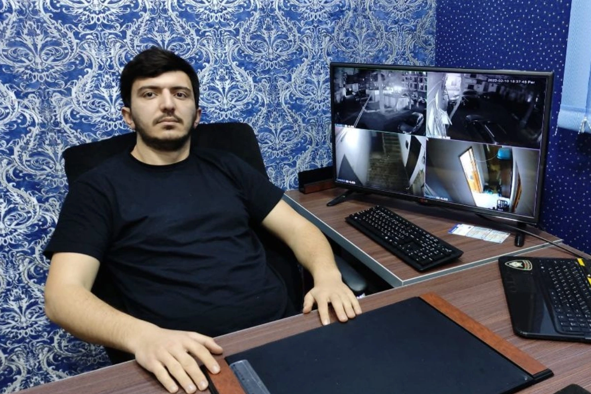 Эльвин Гусейнов покинул страну - его разыскивает МВД Эльвин Гусейнов покинул страну - его разыскивает МВД