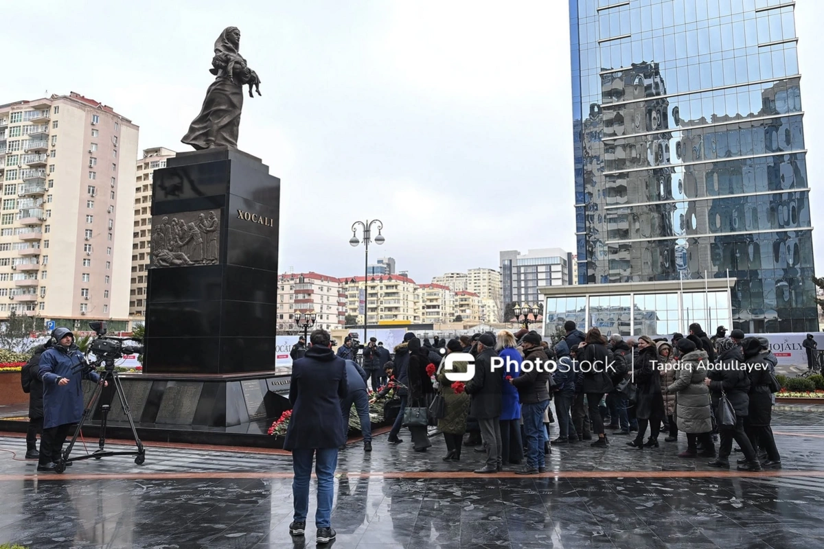 Азербайджанский народ чтит память жертв Ходжалинского геноцида