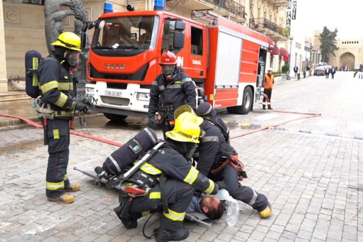 FHN İçərişəhərdə təlim keçirdi