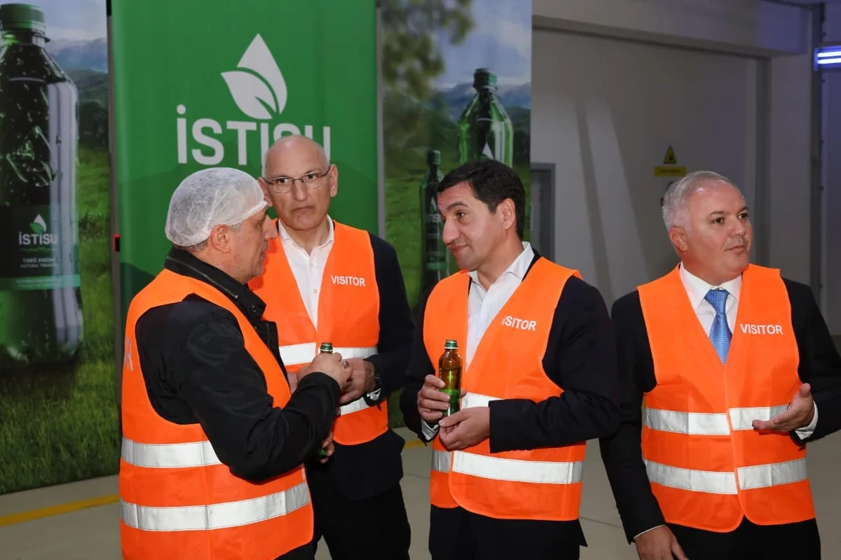 İlham Əliyev və Məsud Pezeşkianın İstisu içmək ənənəsini Hikmət Hacıyev İran səfiri ilə Kəlbəcərdə davam etdirib