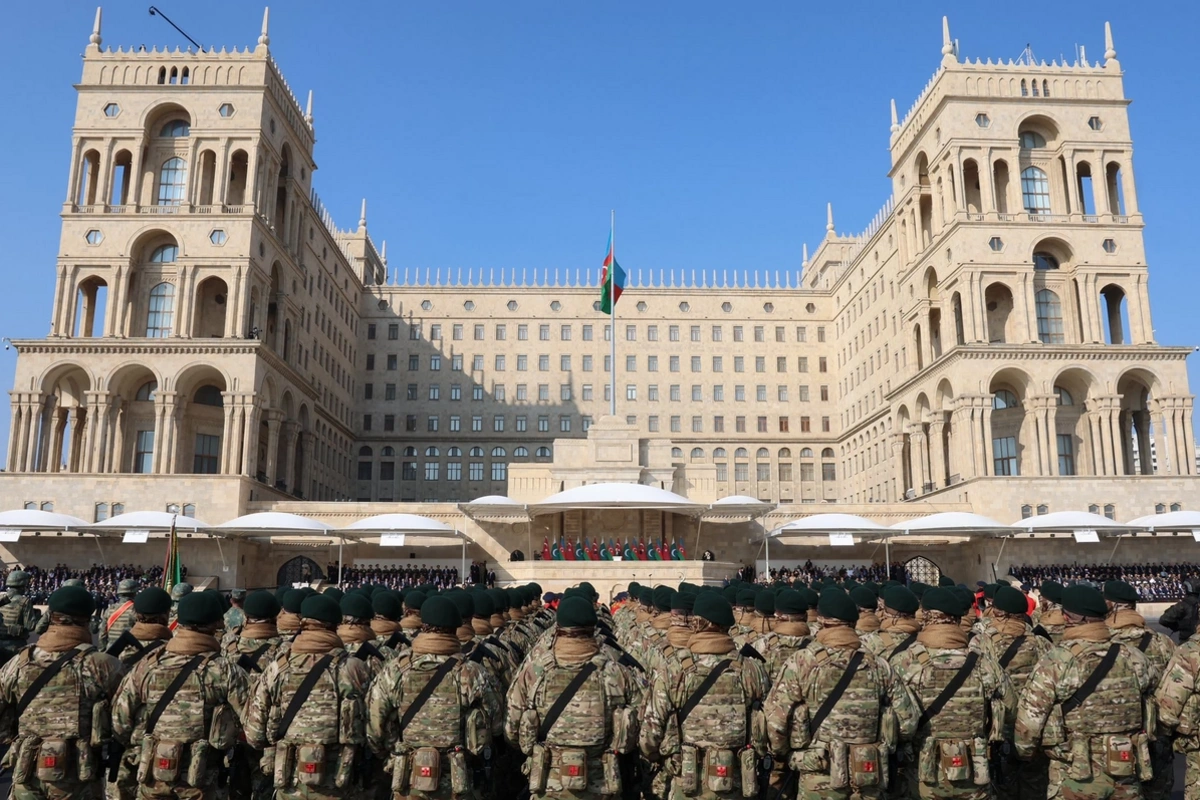 Администрация Эрдогана опубликовала кадры с военного парада в Баку