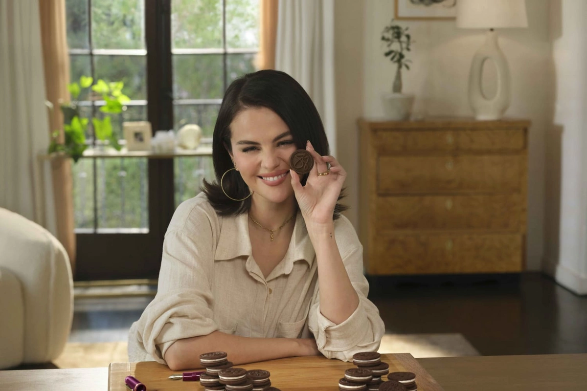 Exclusive cookies with Selena Gomez's autograph have appeared for sale Exclusive cookies with Selena Gomez's autograph have appeared for sale