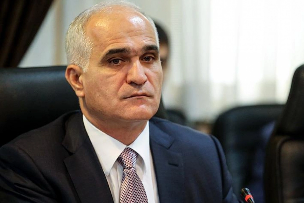 Şahin Mustafayev: İranla sərhəddəki infrastrukturla sutkada minə yaxın yük maşını buraxılacaq