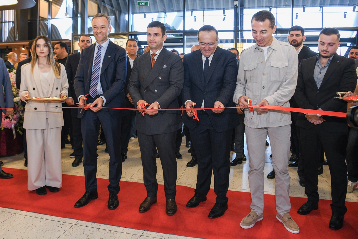 Rahat Gourmet marketin Crescent Malldan sonra növbəti filialı fəaliyyətə başlayıb Rahat Gourmet marketin Crescent Malldan sonra növbəti filialı fəaliyyətə başlayıb