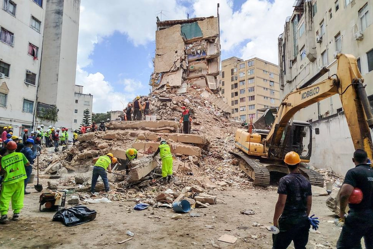 Venesuelada zəlzələ nəticəsində ölənlərin sayı 3500-ü keçib