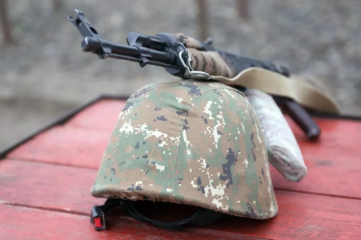 Ermənistanda əsgər güllə yarasından ölüb