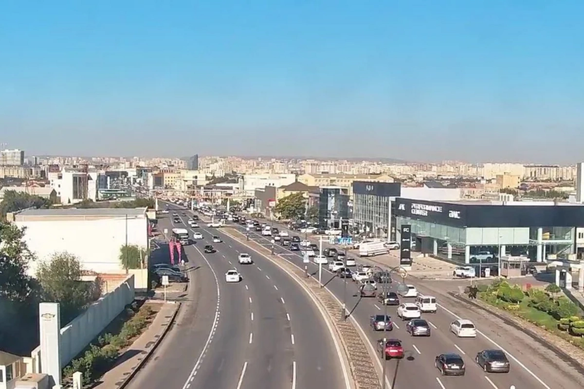 Paytaxtda 18 istiqamətdə sıxlıq var
