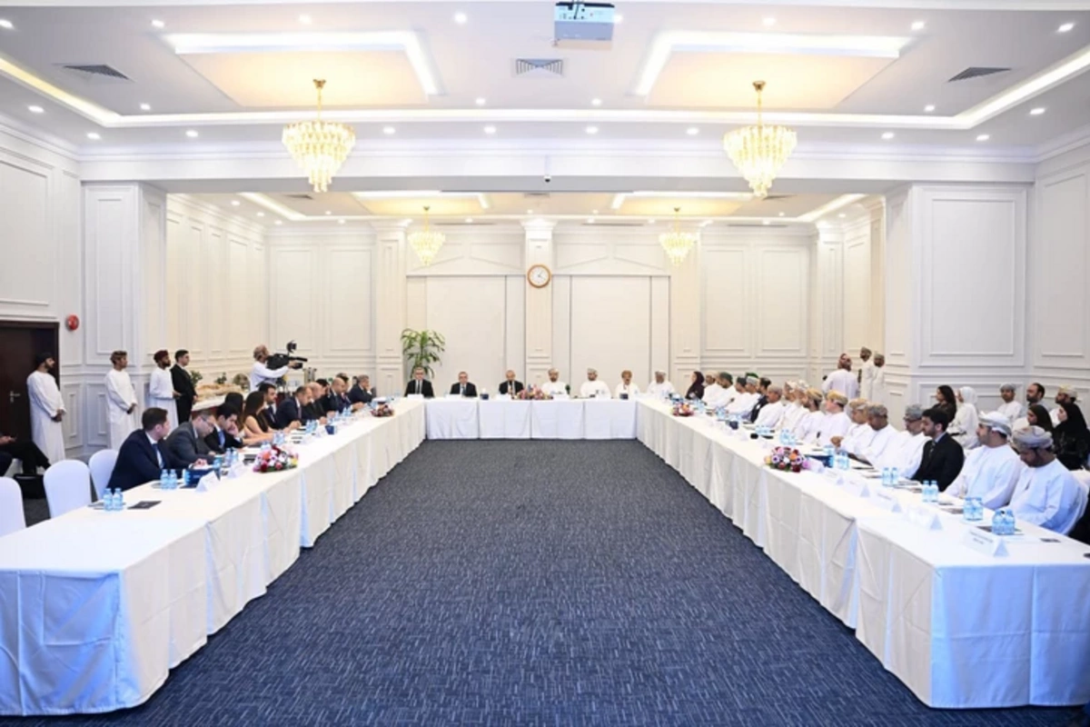 Mikail Jabbarov participated in the Azerbaijan-Oman business round table