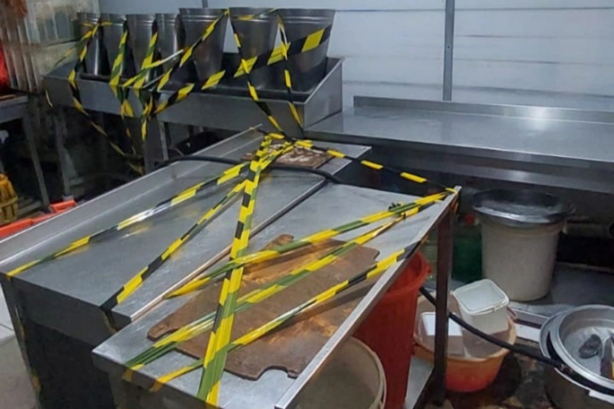 8-ci km bazarında bu yerin fəaliyyəti dayandırılıb