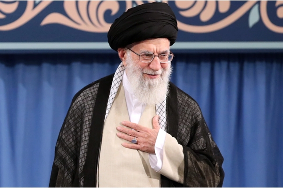 İranın ali lideri ilə yanaşı ailə üzvləri də həyatın itirib
