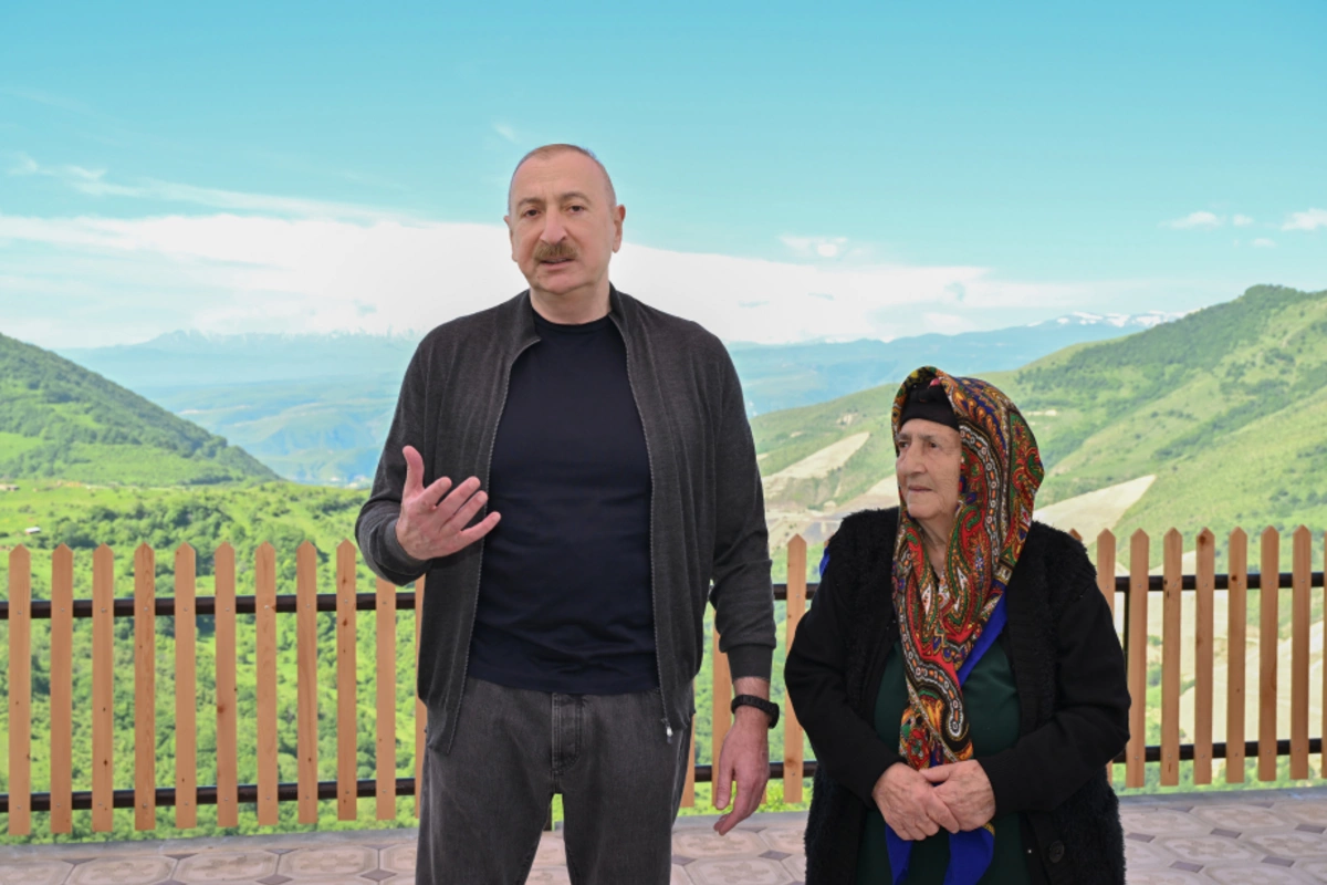 Azərbaycan Prezidenti: Müstəqillik Günü hər birimiz üçün çox əzizdir