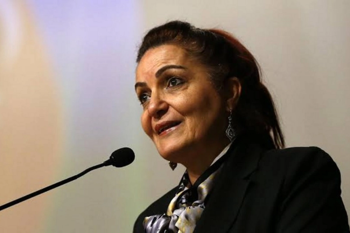 Aygün Attar: Faşist Putin hakimiyyətini pisləyirik Aygün Attar: Faşist Putin hakimiyyətini pisləyirik