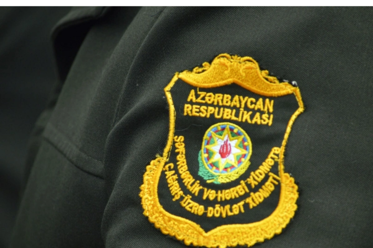 Çağırışçılardan rüşvət almaqda təqsirləndirilən sabiq komissara ittiham elan edildi