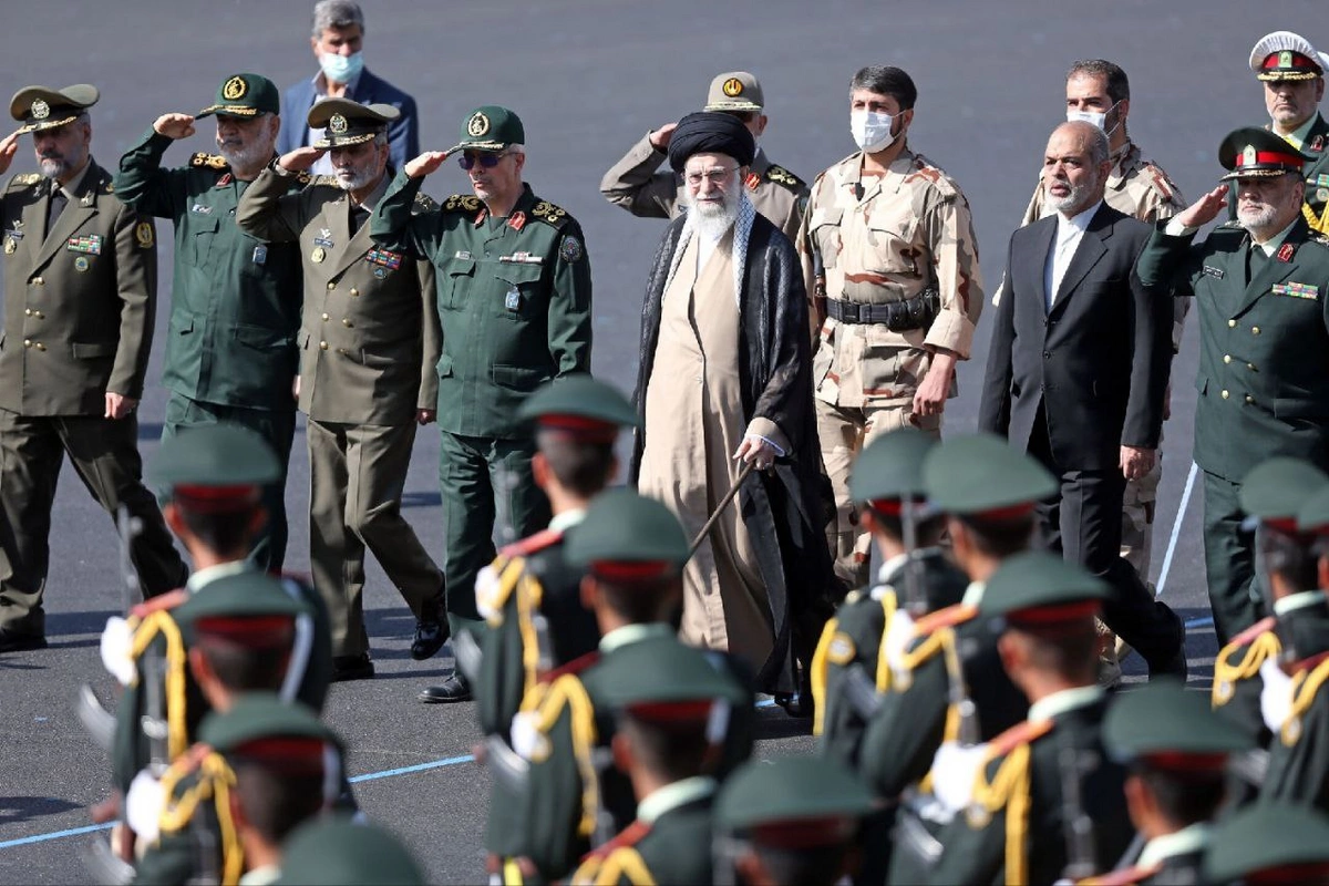 SEPAH-a və İranın Baş Qərargah İdarəsinə yeni rəhbərlər təyin olundu SEPAH-a və İranın Baş Qərargah İdarəsinə yeni rəhbərlər təyin olundu