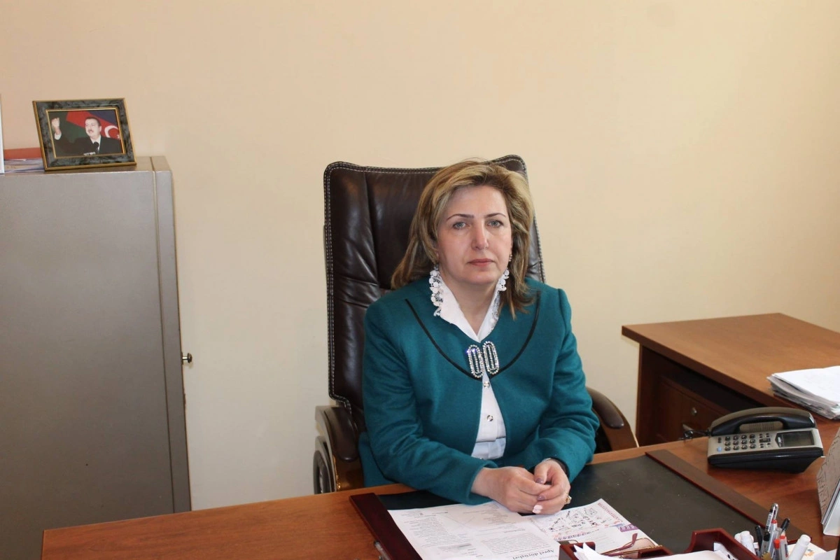 Yaxşı edib pul almışam deyən direktor işdən ÇIXARILDI