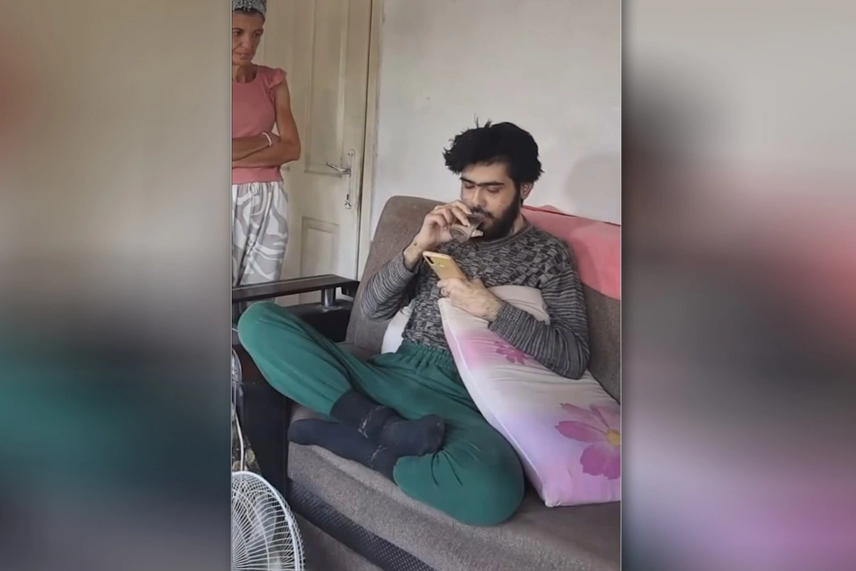 23 yaşlı gənc güclü zəlzələdən sonra çölə çıxmır
