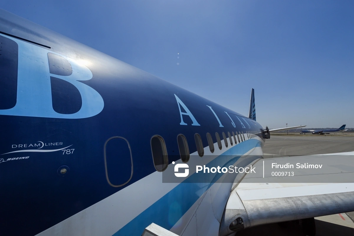 В AZAL пояснили, в каких случаях за некоторые места в самолете нужно доплачивать В AZAL пояснили, в каких случаях за некоторые места в самолете нужно доплачивать