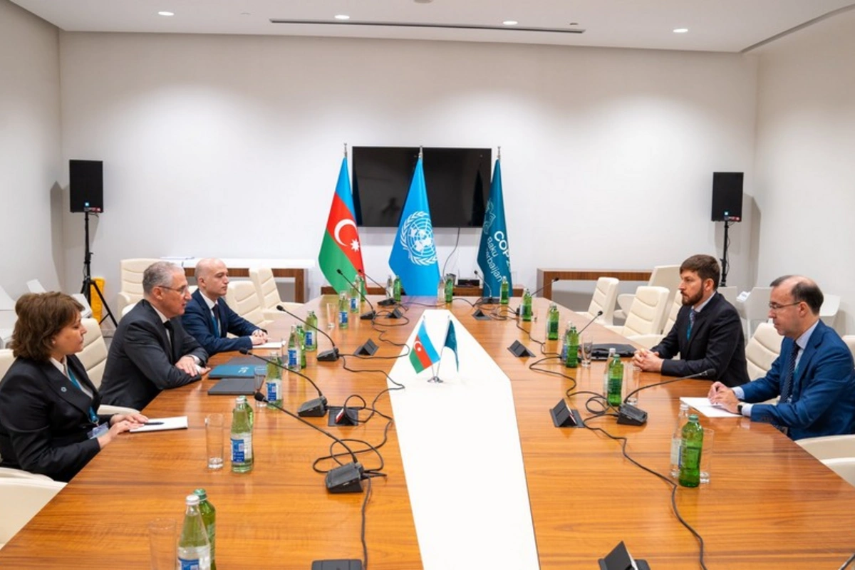 Muxtar Babayev Rusiya Prezidentinin iqlim məsələləri üzrə xüsusi nümayəndəsi ilə görüşüb Muxtar Babayev Rusiya Prezidentinin iqlim məsələləri üzrə xüsusi nümayəndəsi ilə görüşüb