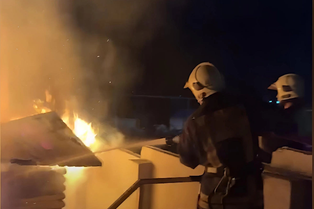 Zirədə söhbətgah yanıb