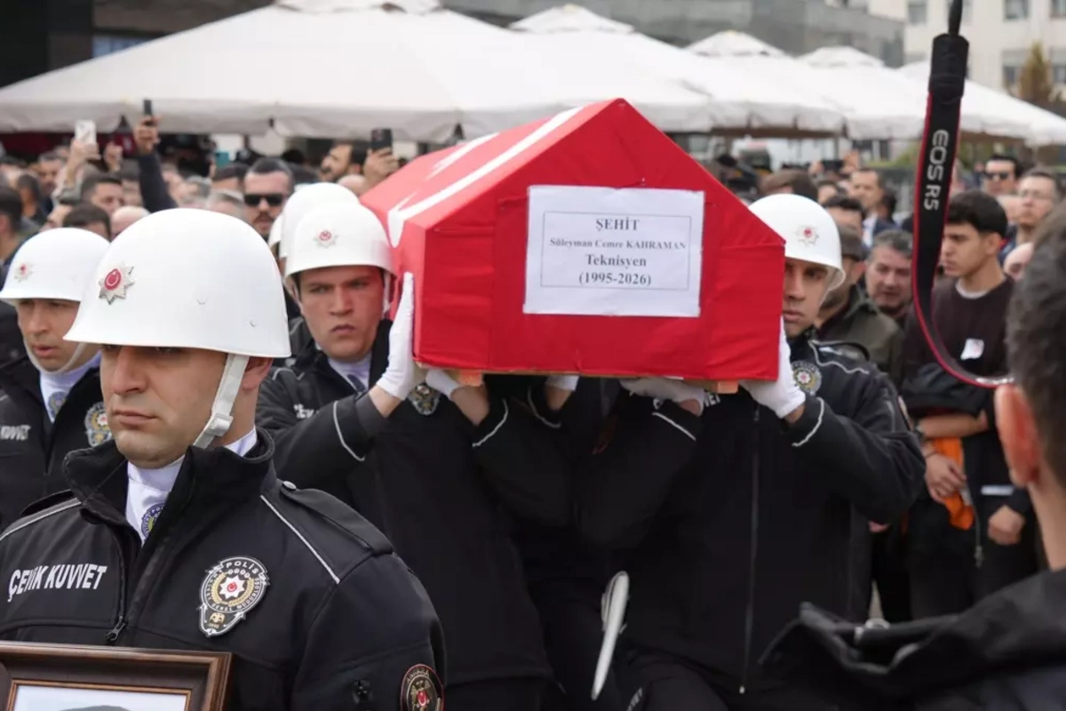 Qətərdə helikopter qəzasında həlak olan Türkiyə vətəndaşları son mənzilə yola salınıb