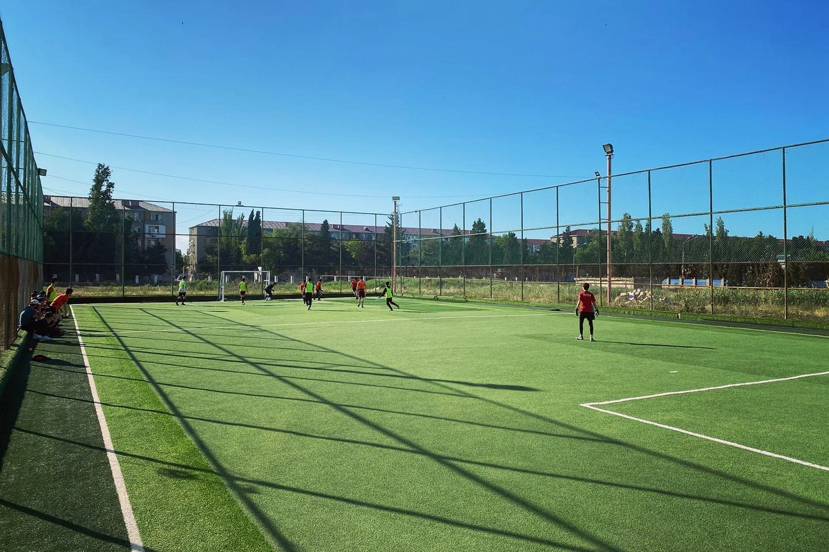 Bakıda bu ərazidə futbol meydançası yenilənəcək - 1,5 milyonluq LAYİHƏ Bakıda bu ərazidə futbol meydançası yenilənəcək - 1,5 milyonluq LAYİHƏ