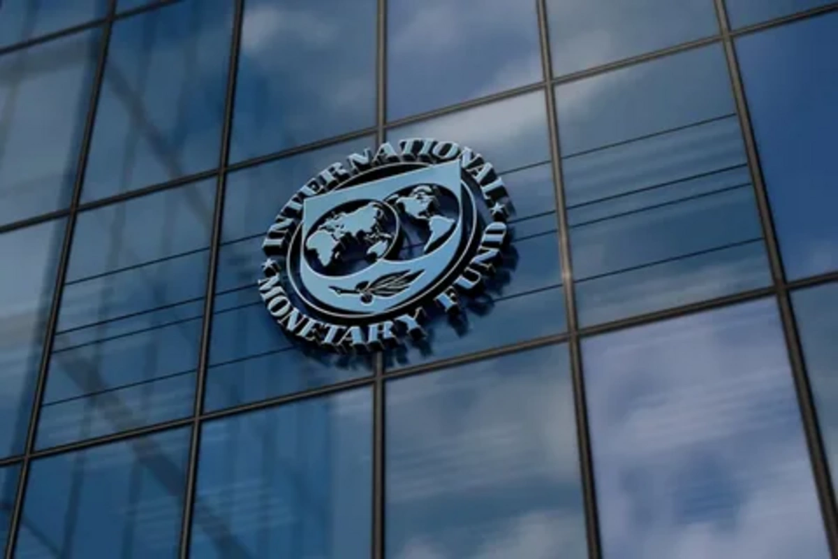 МВФ обнародовал прогноз экономического роста Азербайджана