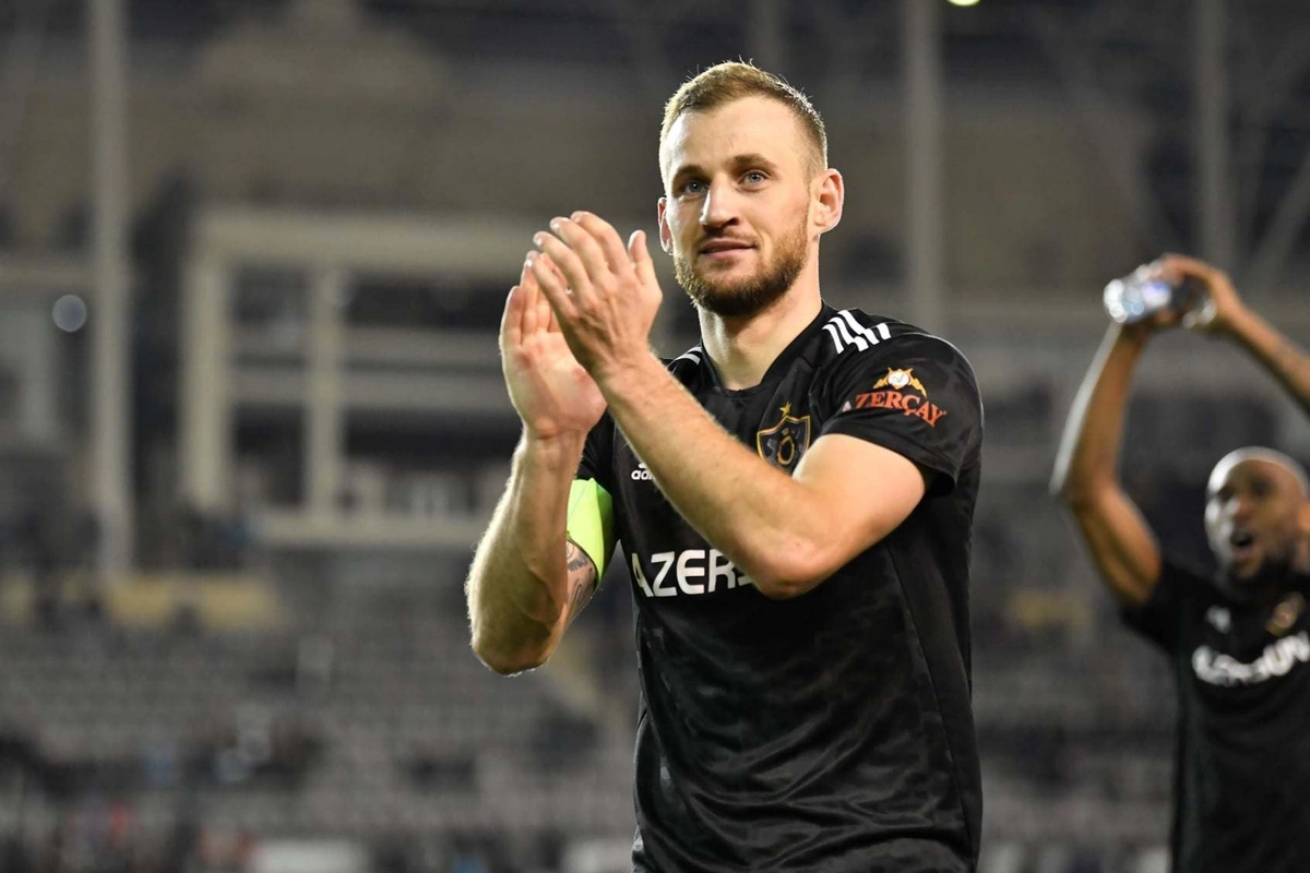 Qarabağ klubu Maksim Medvedevin etirazına görə cərimələndi