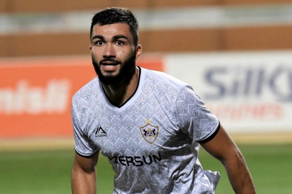 Azarkeşdən Musa Qurbanlıya: Papaya de oyunçu alsın