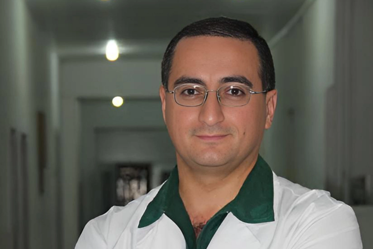 SSRİ bayrağı ilə yürüşə cəhd edən İbrahim Əsədli kimdir?