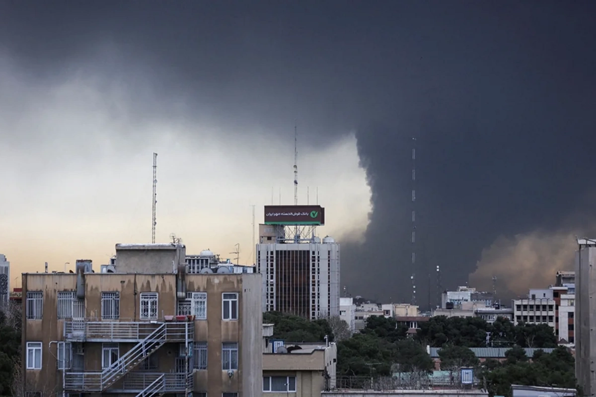 İsrail İranın ən böyük qaz istehsalı müəssisəsini vurdu