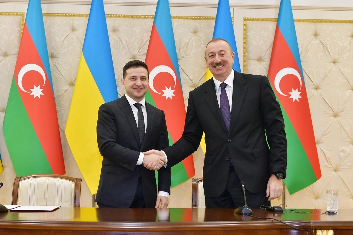 Prezident İlham Əliyev Zelenskini təbrik edib Prezident İlham Əliyev Zelenskini təbrik edib