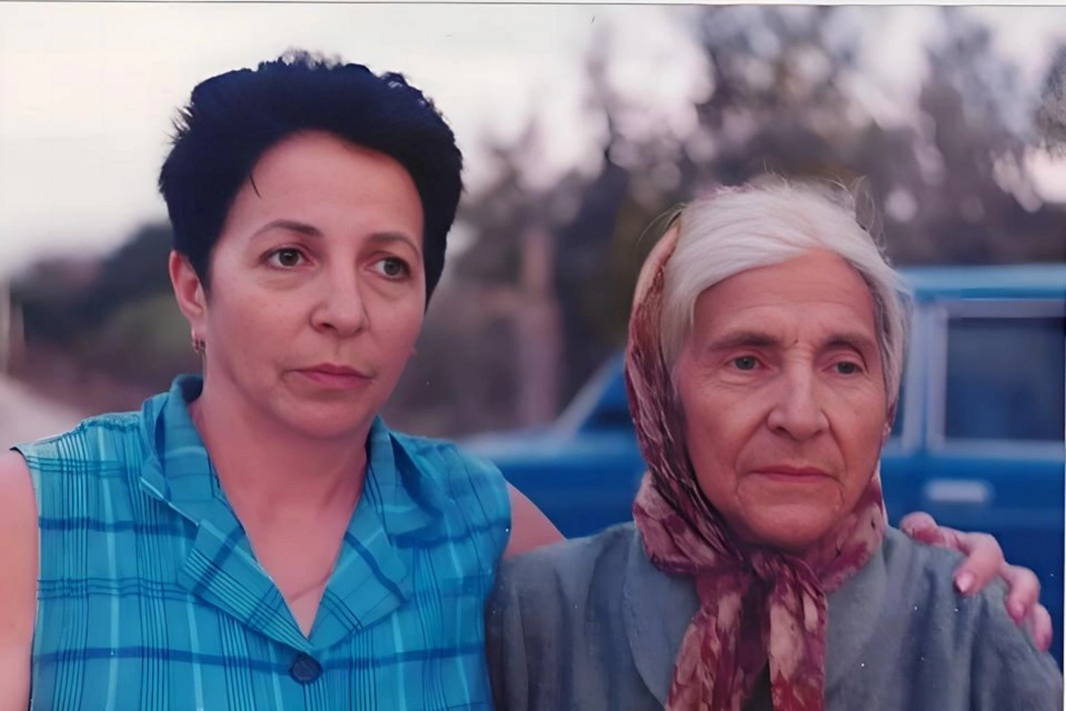 Mirvarid Dilbazinin qızı: Efirdə utanmaz-utanmaz mahnını oxuyur, demir ki, bu sözləri kim yazıb...