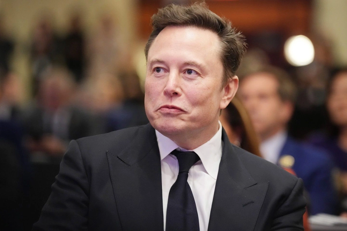 Elon Musk has become a trillionaire again