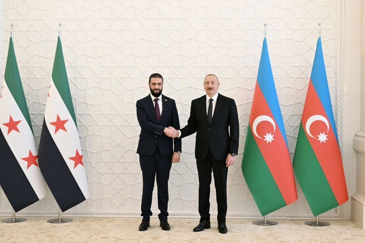 Yeni Suriyanın qurulmasında Azərbaycanın rolu – rəsmi Bakı öz töhvəsini verməyə hazırdır Yeni Suriyanın qurulmasında Azərbaycanın rolu – rəsmi Bakı öz töhvəsini verməyə hazırdır